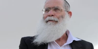 הרב לבנון: לא שולל את ממשלת בנט לפיד