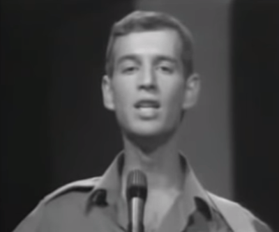 מבצע שומר החומות, דן אלמגור כתב בית חדש לשיר