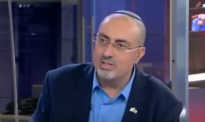 אופס: עקיבא נוביק תפס על חם את הח"כ מהליכוד. צפו