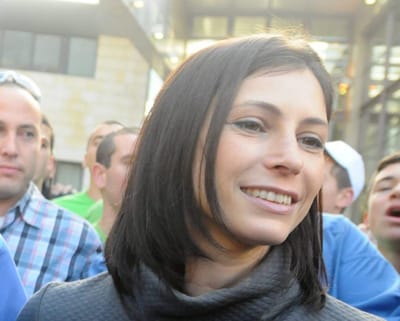 אשת ראש הממשלה? כל מה שלא ידעתם על גילת בנט