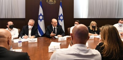 "בממשלה הזו אין אף אחד עם מנהיגות"