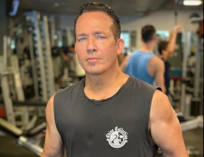 "התחסנתי, אני מודה על כך"|גיא פינס נדבק בקורונה