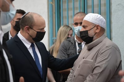 רה"מ בנט בביקור בטייבה