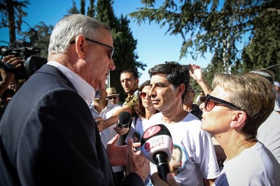"אם רק גנץ היה נלחם על הבנים כמו על הפנסיות"