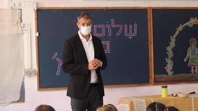 כשהשר הנדל פגש את הבת של השר טרופר | צפו