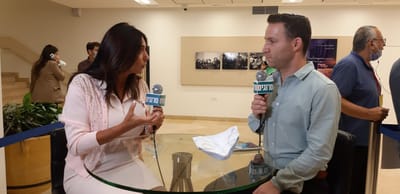 רגב באולפן סרוגים: "בנט נבהל מכל אמירה של עבאס"