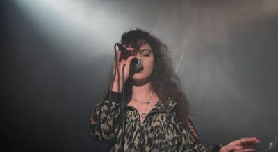 יסמין מועלם חושפת הריון ראשון: "אני כולי פרפרים"