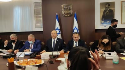 סערה פרצה במהלך הדיון בממשלה: "מי אתה בכלל?"