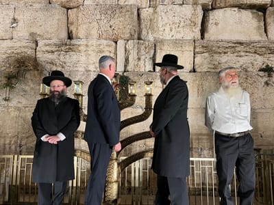 הרב לאו: "לשמור על קדושתו של הכותל" | צפו