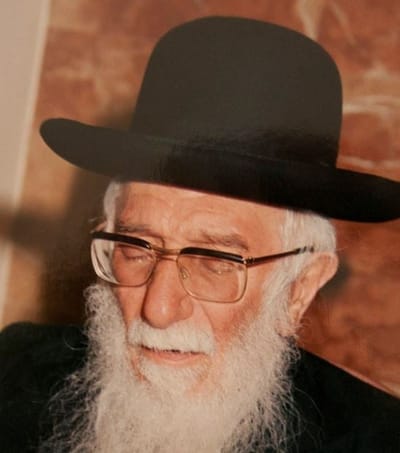 ברוך דיין האמת: הרב אברהם שלוש הלך לעולמו
