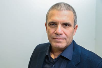 אחרי הדיווחים: גל הירש חושף את מצבו הרפואי