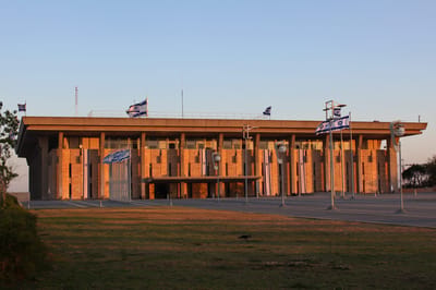 חגיגות בצל קורונה: הכנסת חוגגת יומולדת 73