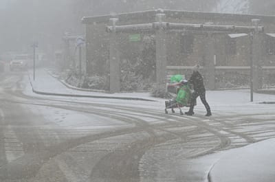 אלפיס הגיעה: שלג יורד בירושלים, בנימין וגוש עציון