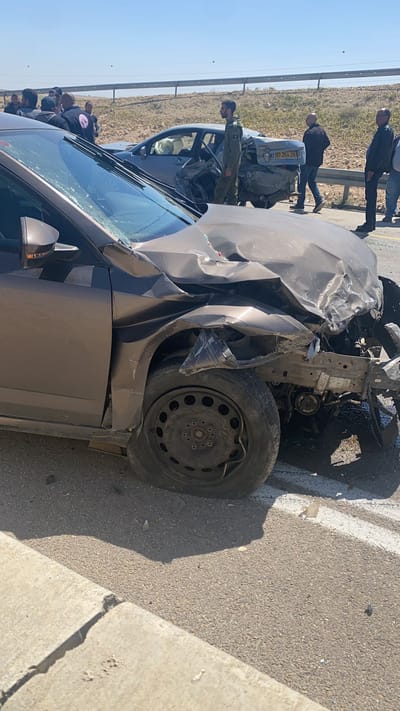 תאונה סמוך לערד: זוג כבני 70 מורדמים ומונשמים
