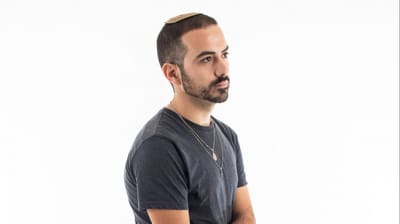 חננאל אוחנה בשיר מרגש לזכר אחיו שטבע בכנרת
