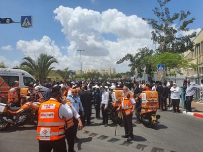 הלוויית בועז גול ויהונתן חבקוק. קרדיט: איחוד הצלה סניף אלעד