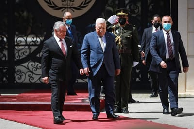 אבו מאזן בהלווית שירין: "נפנה לבית הדין בהאג"
