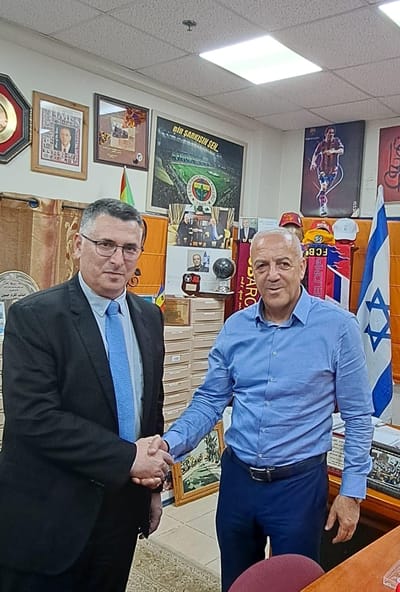 חבר כנסת לשעבר מצטרף למפלגת תקווה חדשה