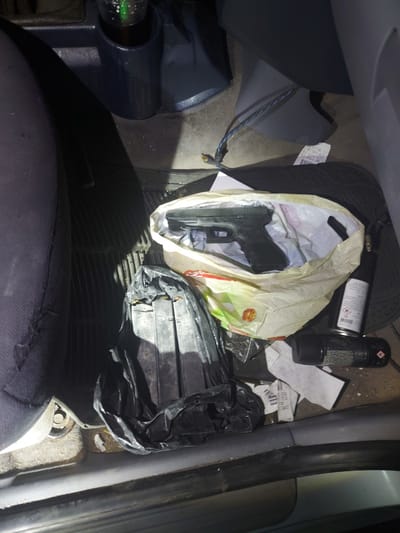 לפני רצח? המשטרה תפסה ערבים עם אקדח טעון