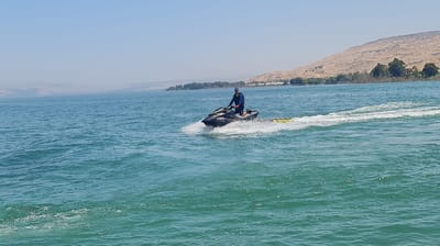 חיפושים אחר נעדר שנפל לכנרת ביום שישי ונעלם