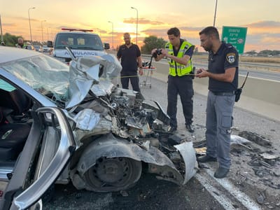 2 הרוגים בתאונה בעמק חפר, פצועים קשה באשקלון