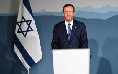 הרצוג עם נשיא שווייץ. קרדיט