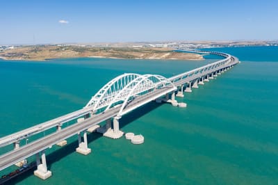 דיווח ברוסיה: פיצוצים בגשר קרים, לפחות 2 הרוגים