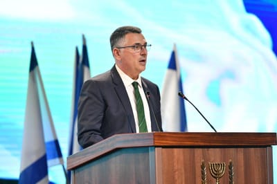 שר המשפטים מזהיר: "מדובר באחיזת עיניים"