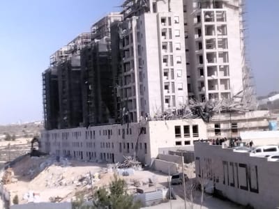 2 הרוגים ו-4 פצועים בקריסת פיגומים באתר בניה