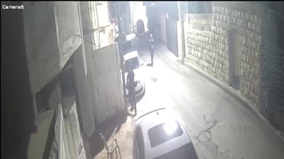 ראש עיריית כפר קאסם השתתף בהלווית המחבל