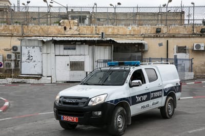 אחרי שביקר משפחת מחבל: השייח המסית נלקח לחקירה