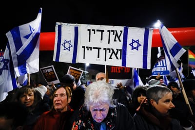 רן דנקר: "מדינה שלמה שנדרסת על ידי קיצוניים"