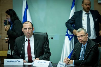 פשרה ראשונה: שורת חוקי קואליציה לא יעלו להצבעה