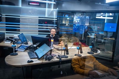 בצל איומי הסגירה: תחנות הרדיו של כאן בנתונים מרשימים