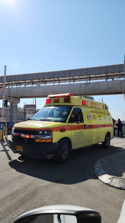 ההסלמה בירושלים: גבר נפצע מיידוי אבנים בקלנדיה