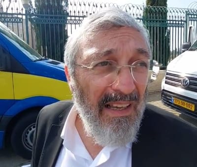 צפו: מופע הגזענות של דב הלברטל