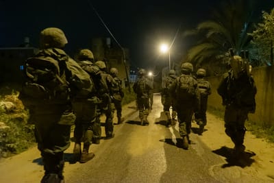 15 מבוקשים נעצרו ביו"ש, כלי נשק ורכב הוחרמו