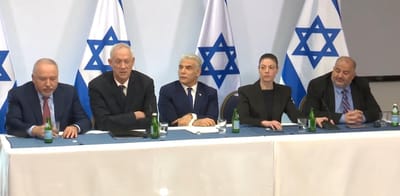 לפיד: לא נשתוק, זה סוף הרעיון של מדינה דמוקרטית
