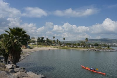 חשד לטביעה בכנרת: צעיר נסחף ועקבותיו נעלמו