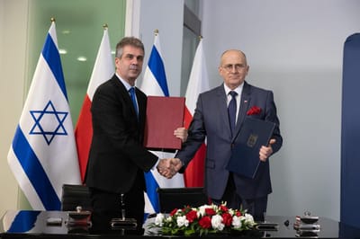 הסוף למשבר: פולין מחזירה את השגריר לישראל