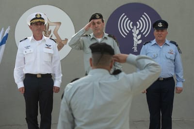 דו"צ הנכנס: "להרחיק את הפוליטיקה מצה"ל"