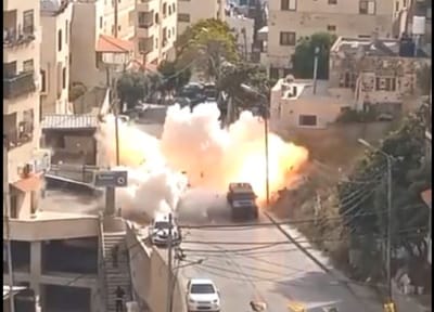 צפו: מחבל השליך מטען לעבר לוחמים; חייל נפצע קל