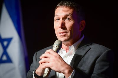 מתן כהנא יוצא להגנת הממשלה: 'זה לא באשמתה'