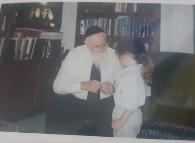 5 סיפורים אישיים וזיכרונות מהרב מרדכי אליהו זצ"ל