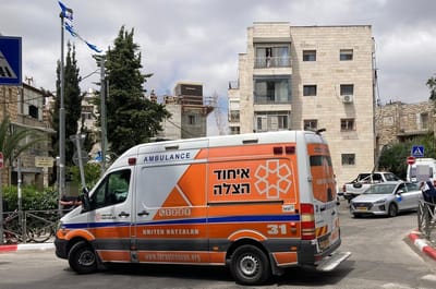 פועל התחשמל באתר בנייה בירושלים, מצבו בינוני