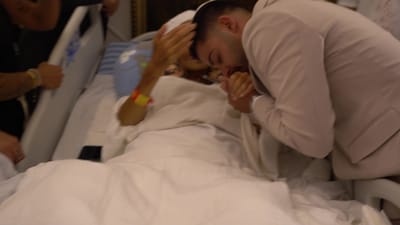 שעות ספורות לפני מות האם: חתונה מרגשת בבית החולים | צפו