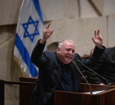 לגייס ערבים? הטמטום של אמסלם עוד יתהפך עלינו