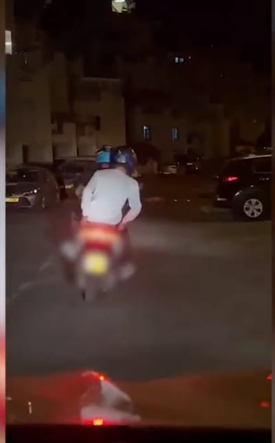 גנבו אופנוע ונתפסו עם דגלי חמאס | צפו במרדף