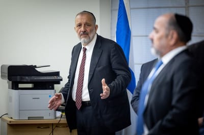 "נפרוש מהממשלה" | דרעי וגולדקנופף באולטימטום דרמטי