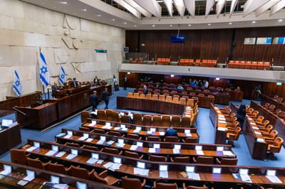 בצל הלחימה: כנס החורף של הכנסת נפתח